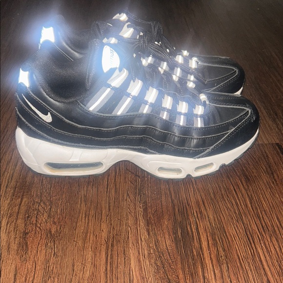 Nike Air Max 95 black & white size 6.5 women's - Picture 4 of 7